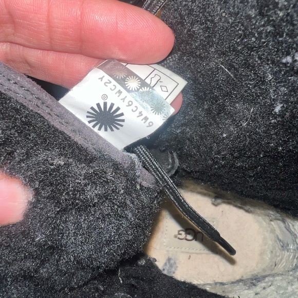 Men’s ugg Boot - Picture 6 of 8